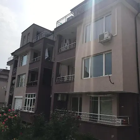 Апартамент Нанков Apartment *